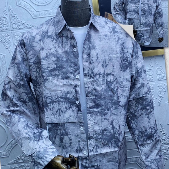 Clothes - Picture 4 of 4